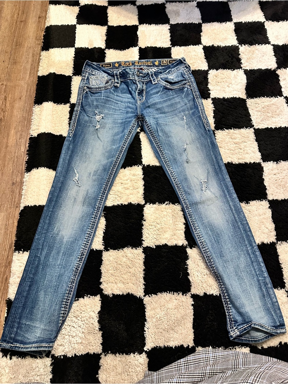 Rock Revival Skinny Jeans in Faded Blue Wash